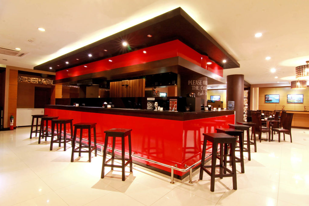 Kings Cafe: Cafe 24 Jam & Restoran Keluarga di Jakarta